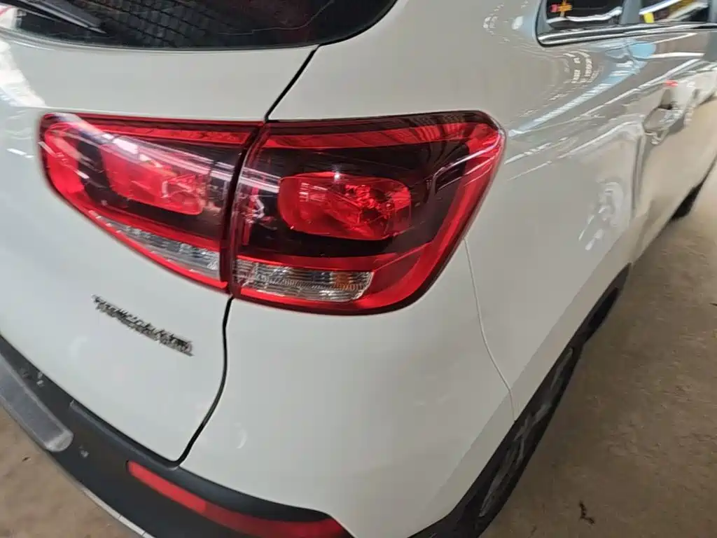 Kia KX3 2015 — фото 8