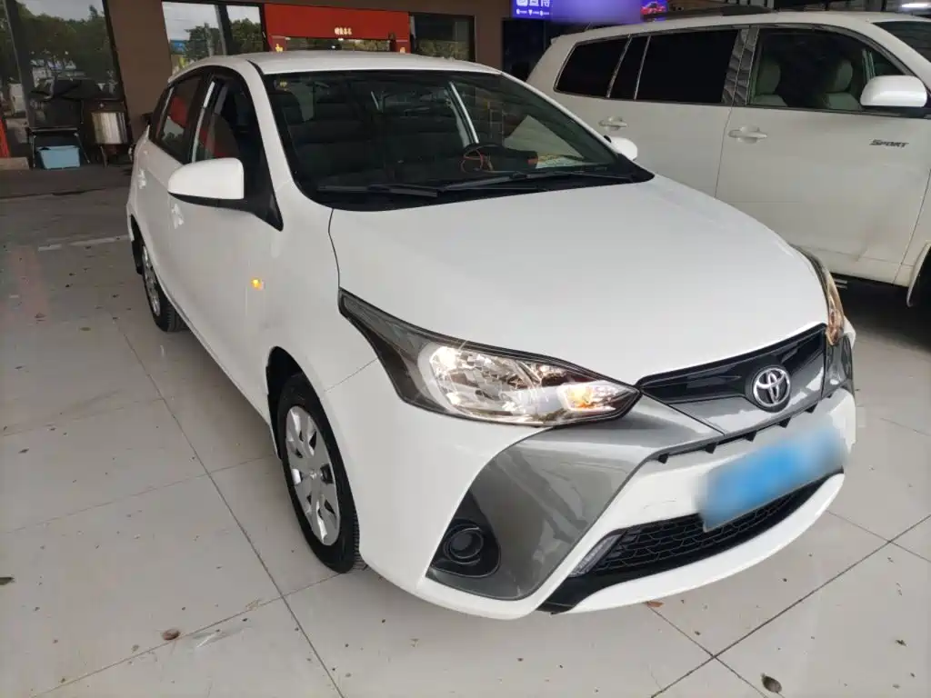Toyota Yaris L 2019 — фото 22