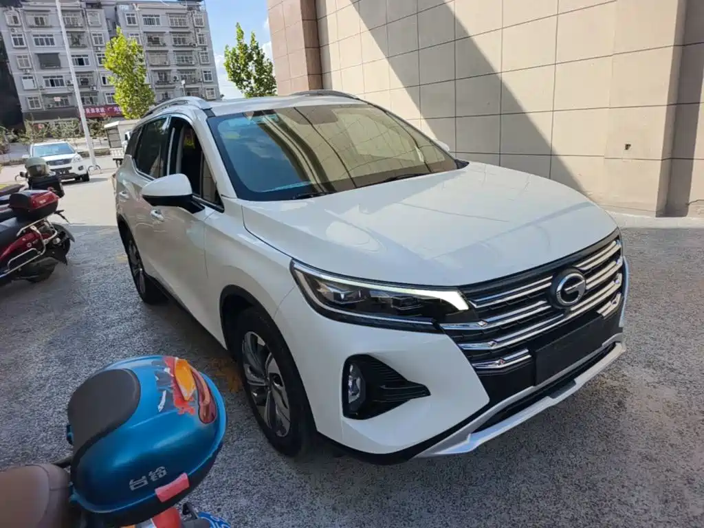 GAC Trumpchi GS4 2021 — фото 4