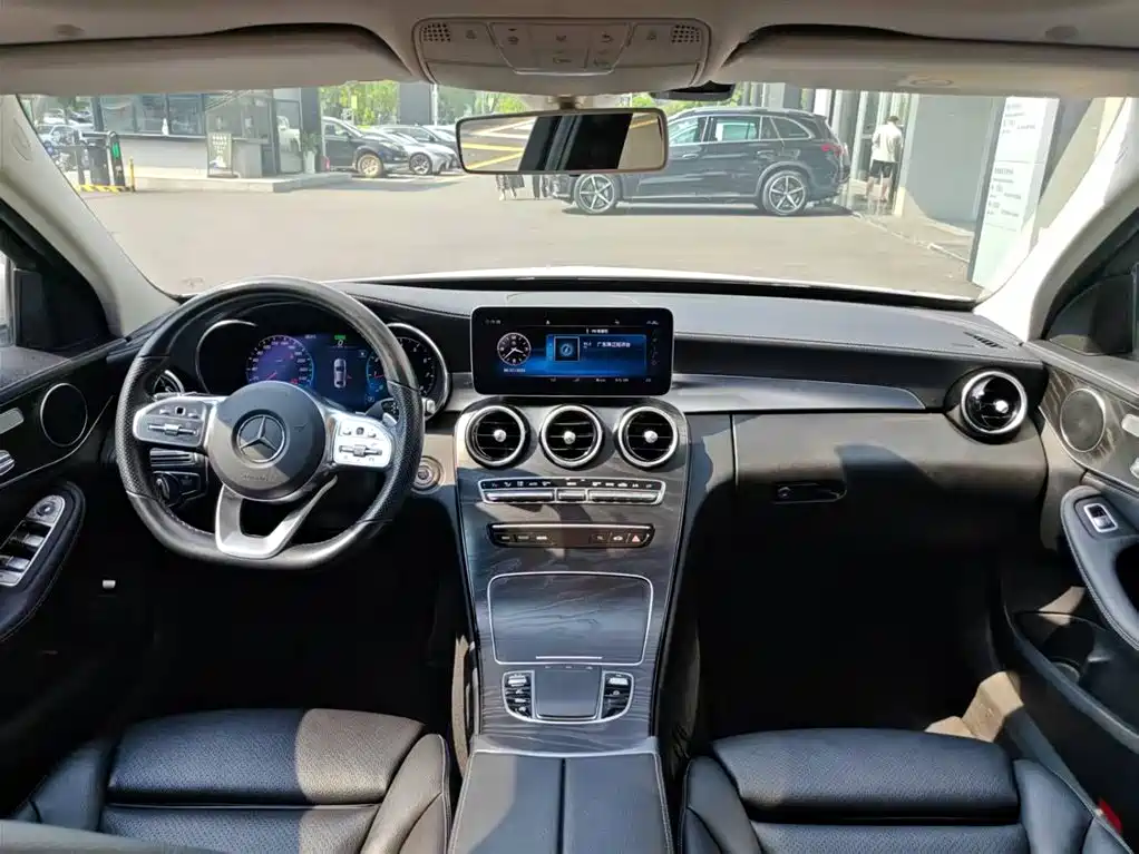 Mercedes-Benz C-Class 2020