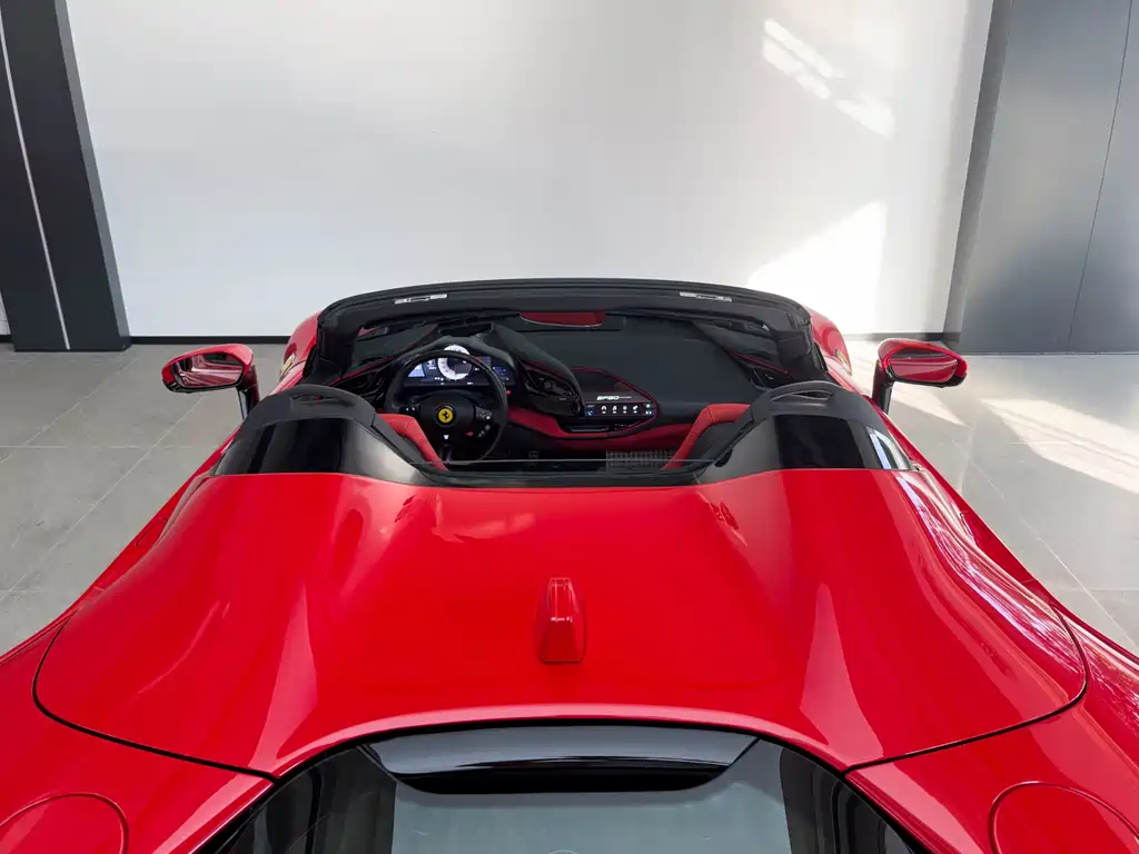 Ferrari SF90 2022 — фото 10
