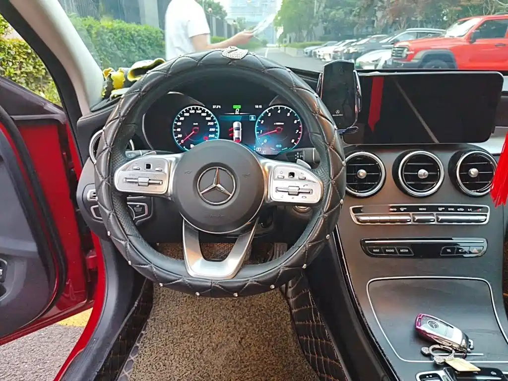 Mercedes-Benz C-Class 2020 — фото 3