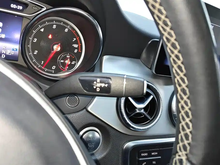 Mercedes-Benz CLA 2017 — фото 16