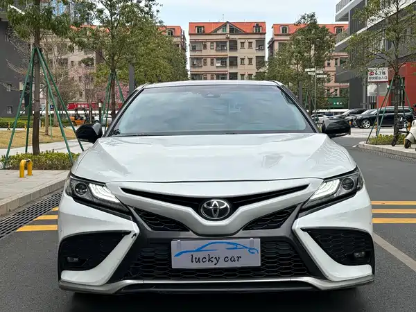 Toyota Camry 2022