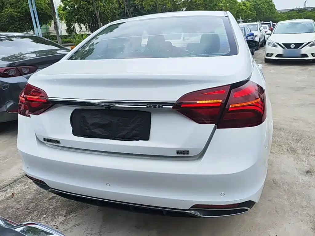 Geely Emgrand 2020