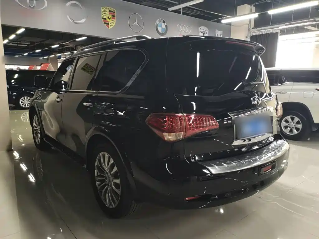 Infiniti QX80 2017