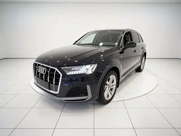 Audi Q7 2021