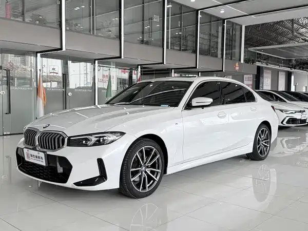 BMW 3 Series 2022