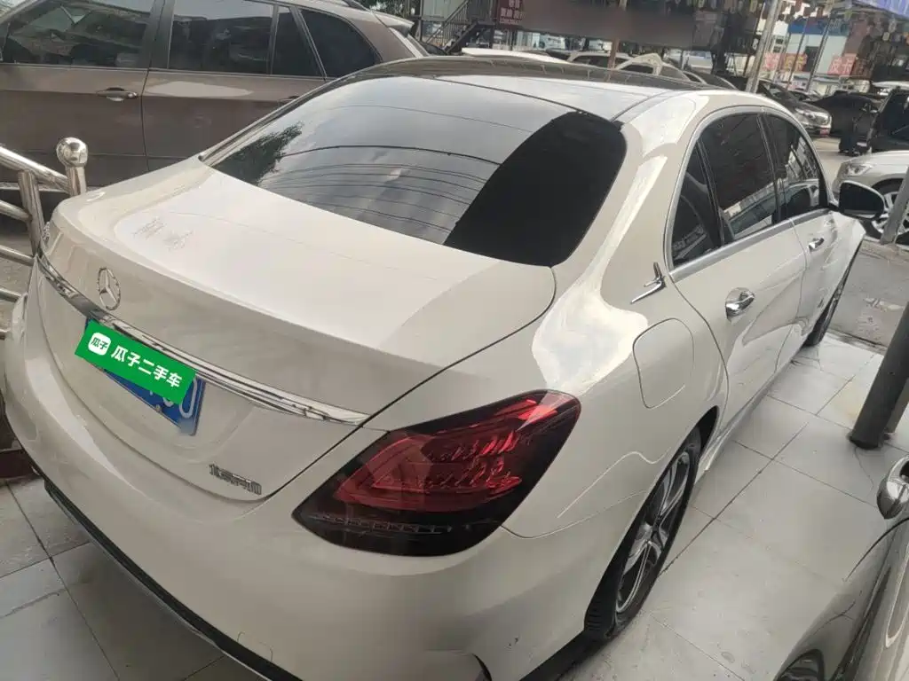 Mercedes-Benz C-Class 2021