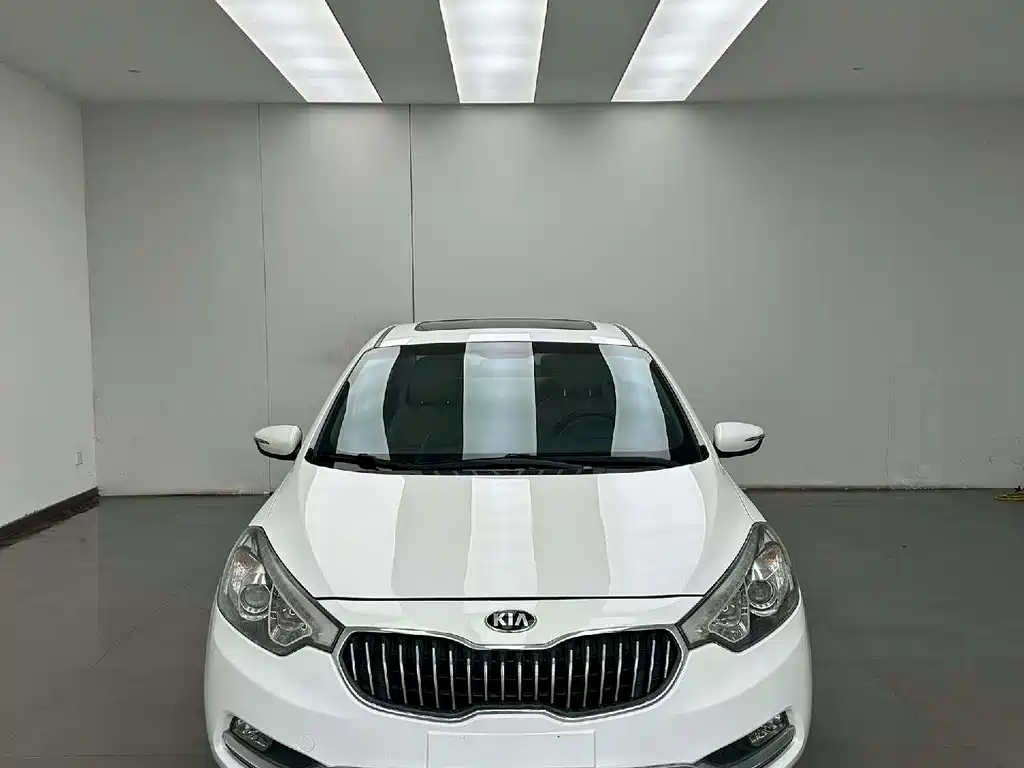 Kia K3 2013