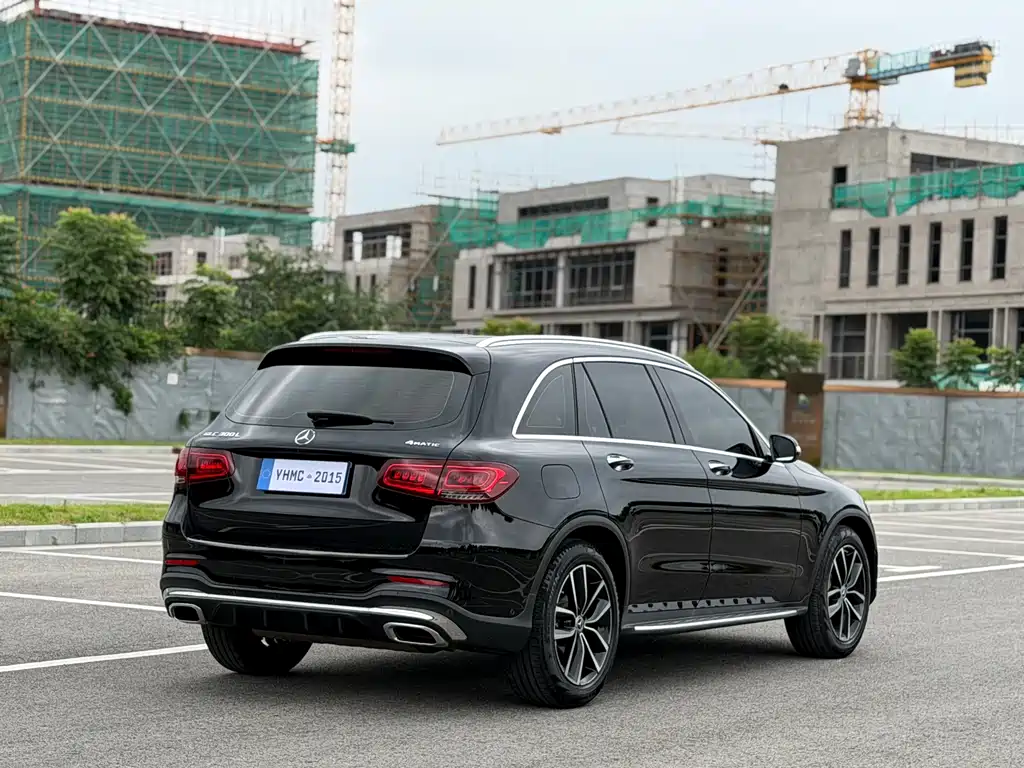 Mercedes-Benz GLC 2020 — фото 20