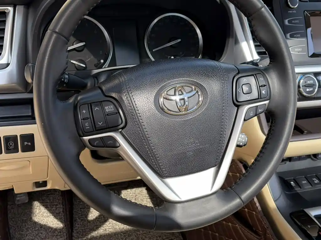 Toyota Highlander 2018