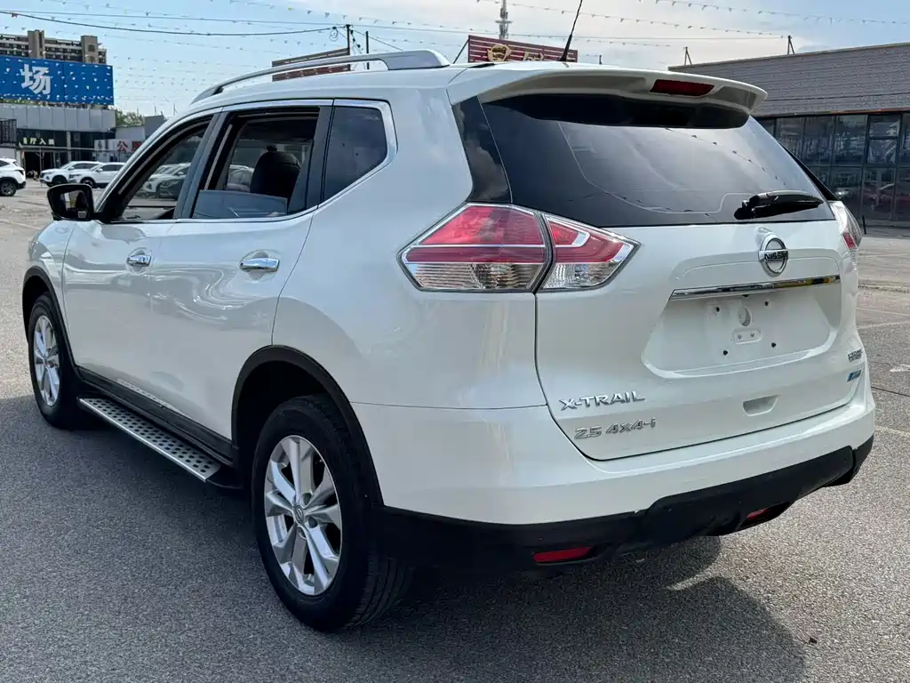 Nissan X-Trail 2015 — фото 6