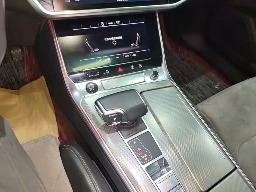 Audi A6L 2023 — фото 14