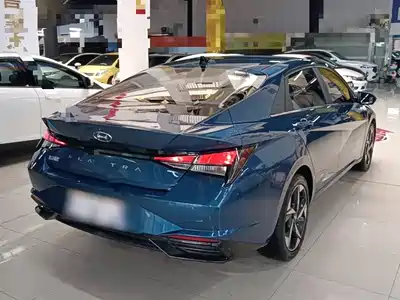 Hyundai Elantra 2021