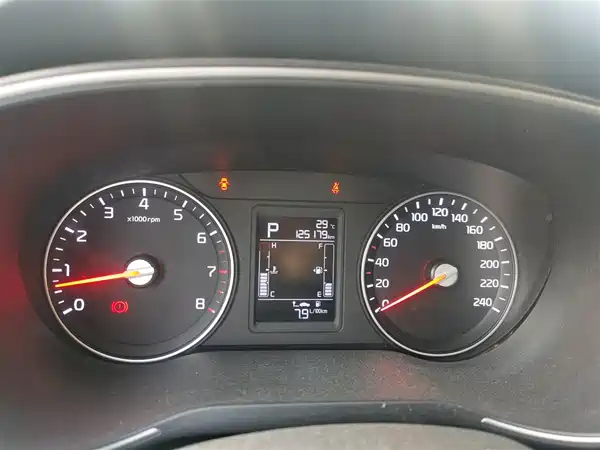Kia KX3 2015