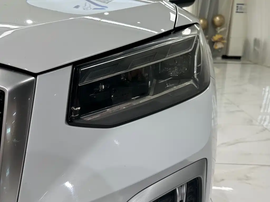 Audi Q2L 2022