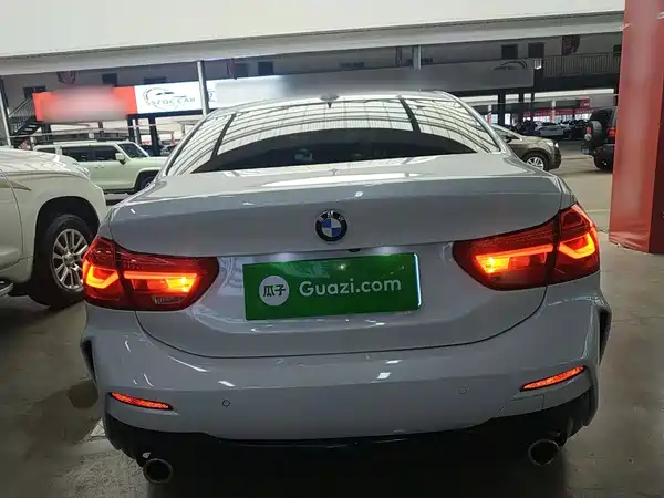 BMW 1 Series 2021