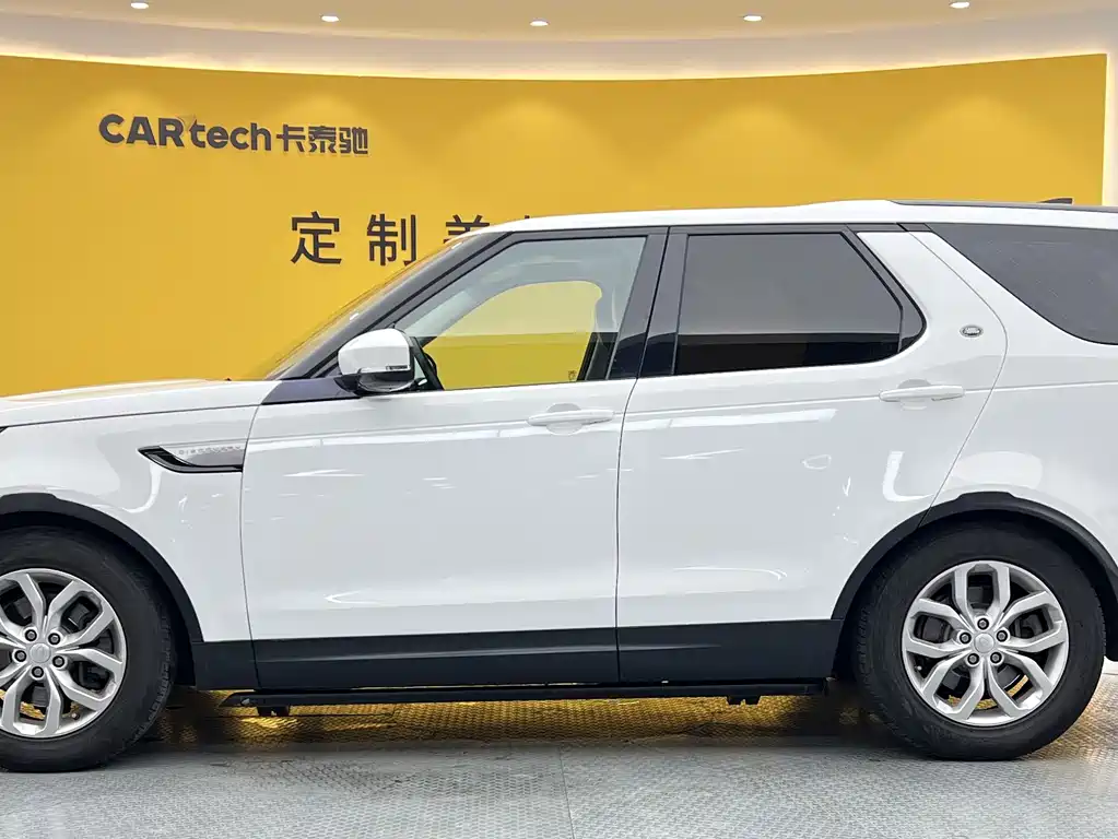 Land Rover Discovery 2018 — фото 29