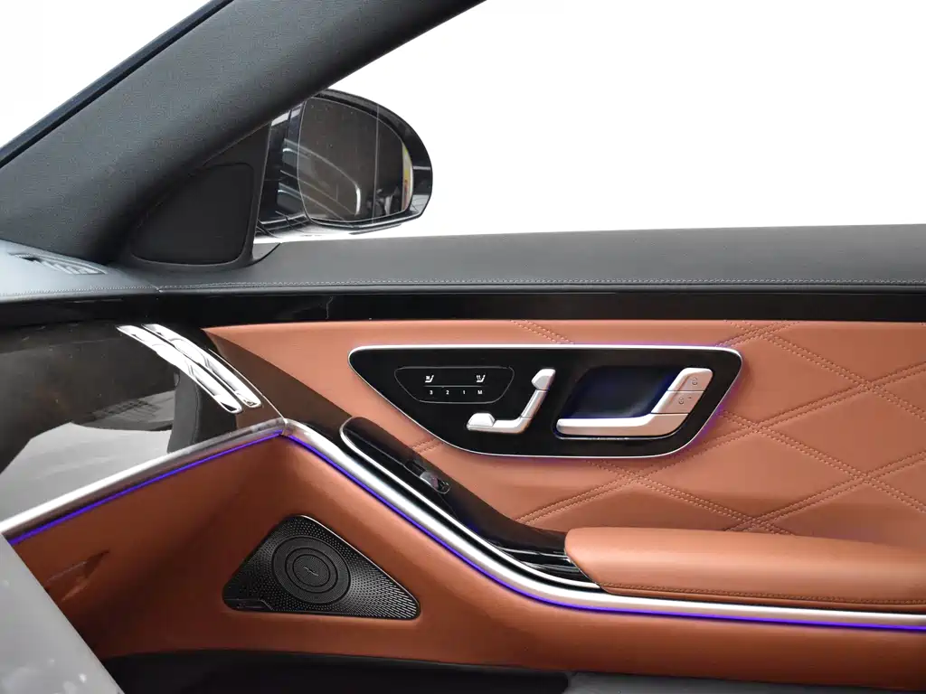 Mercedes-Benz Maybach S-Class 2021 — фото 19