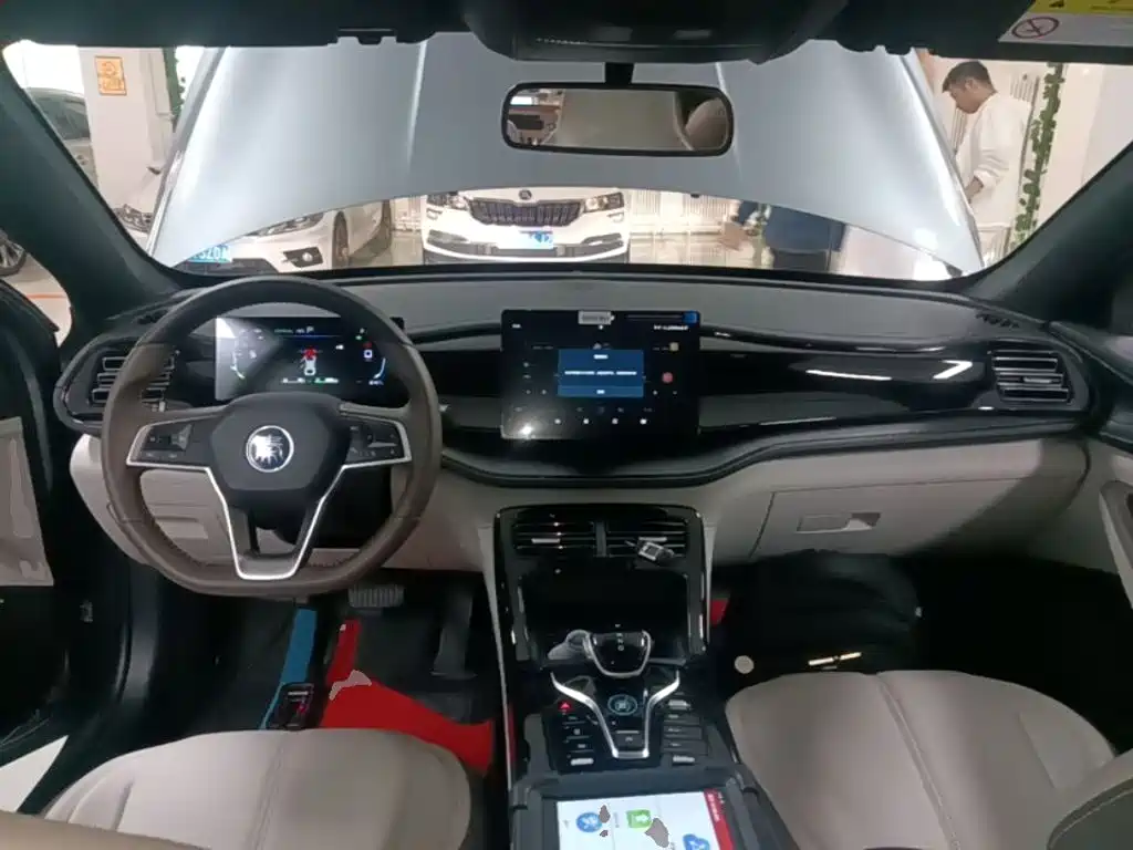 BYD Qin PLUS 2025 — фото 10