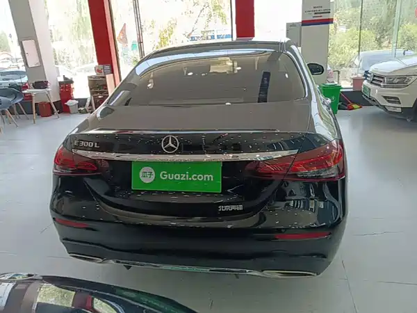 Mercedes-Benz E-Class 2021