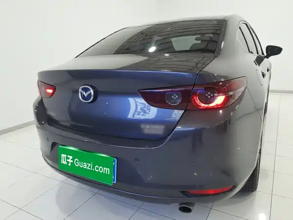 Mazda 3 Axela 2021