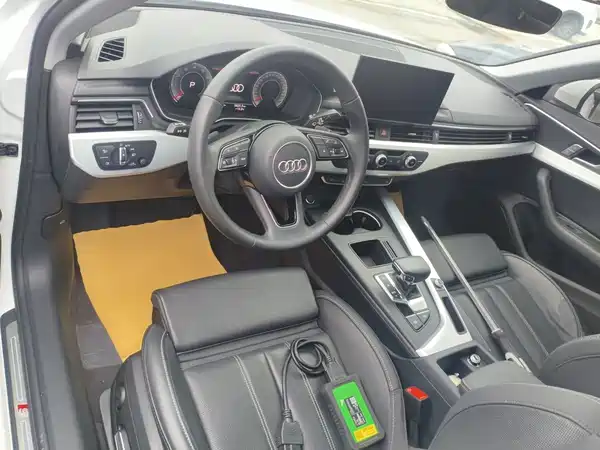 Audi A4L 2024