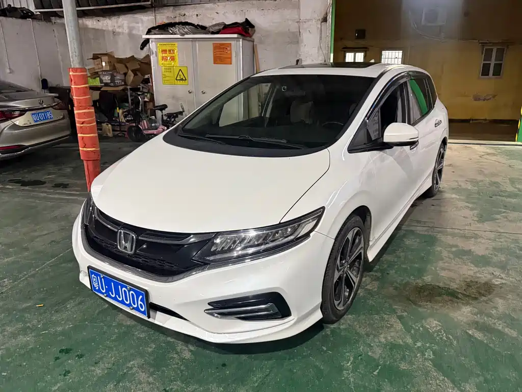 Honda Jade 2017 — фото 1