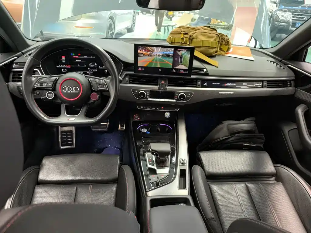 Audi A4L 2022