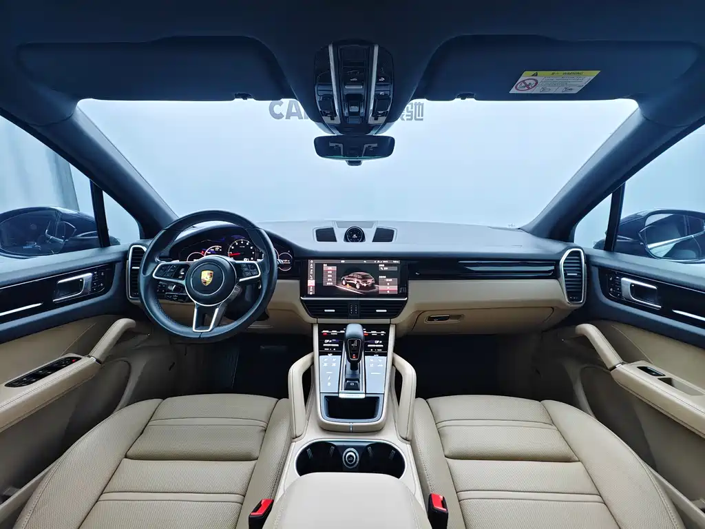 Porsche Cayenne 2021 — фото 2