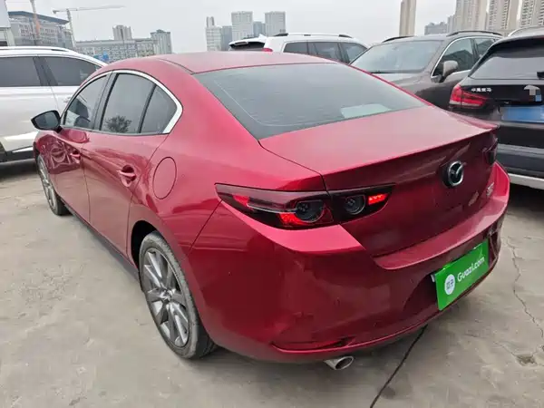Mazda 3 Axela 2022