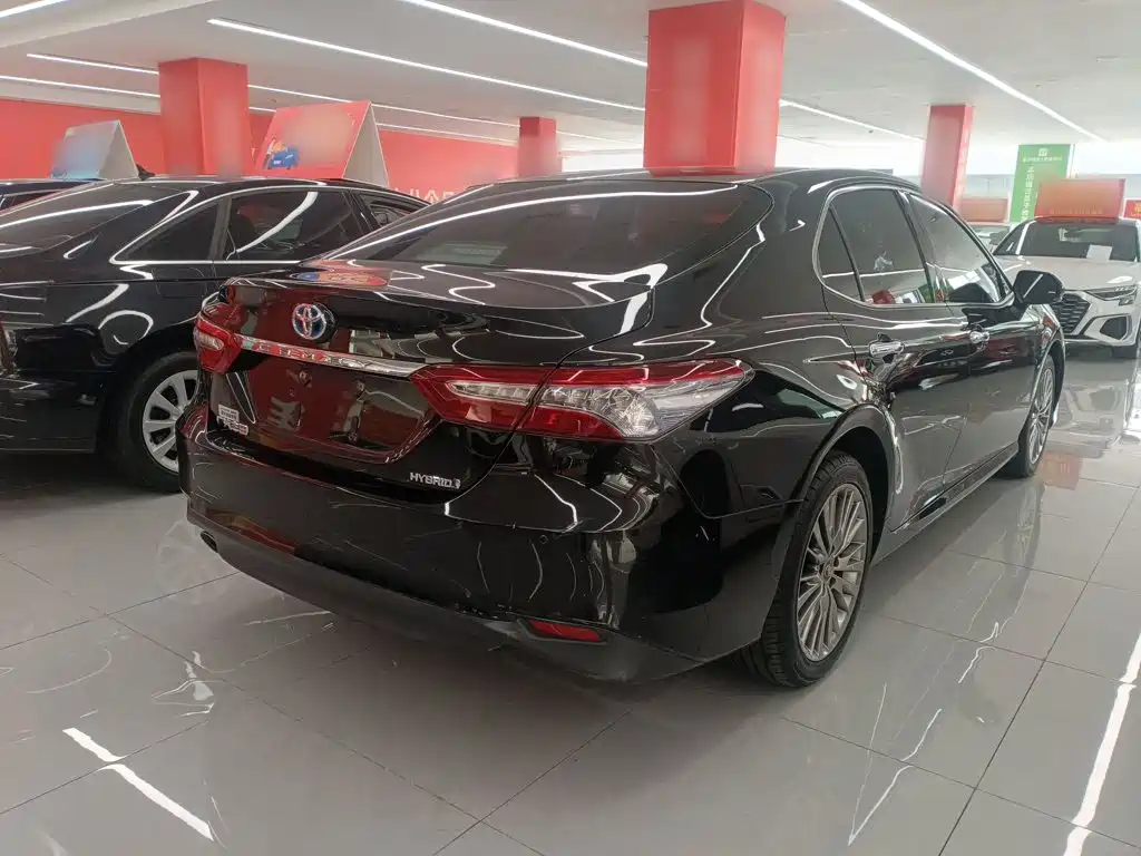 Toyota Camry 2020