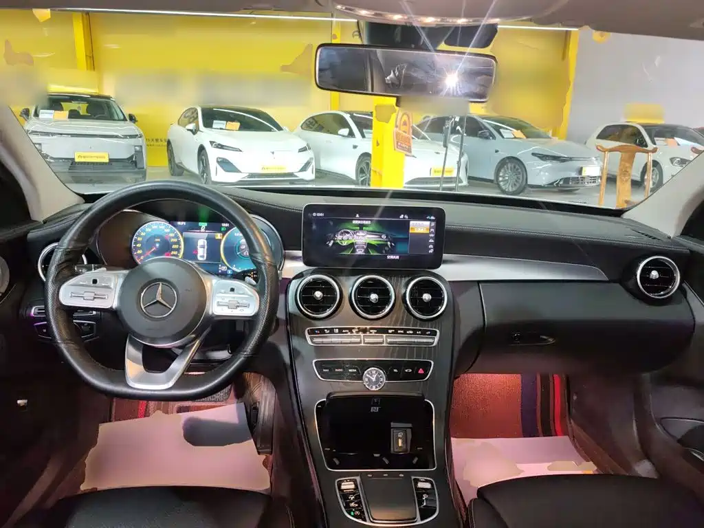 Mercedes-Benz C-Class 2021