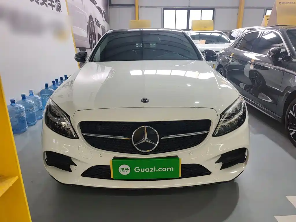 Mercedes-Benz C-Class 2021