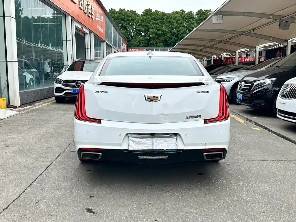 Cadillac XTS 2018 — фото 5
