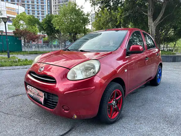 Nissan March 2010