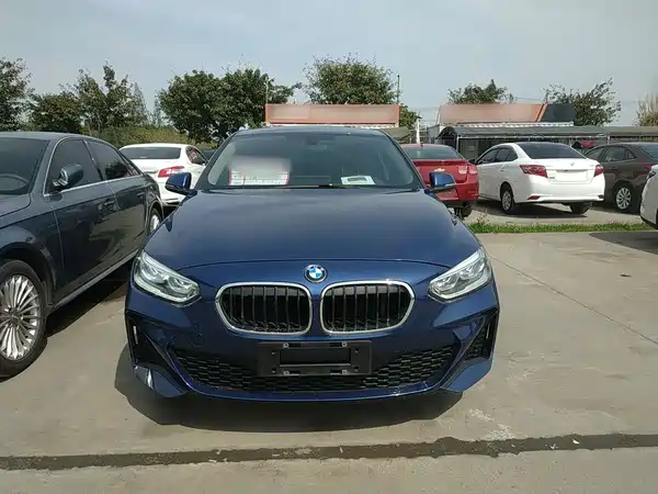 BMW 1 Series 2021