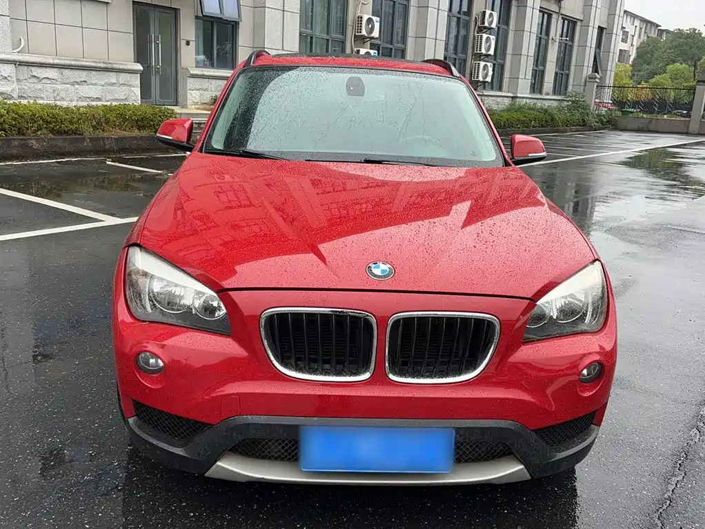 BMW X1 2014 — фото 22