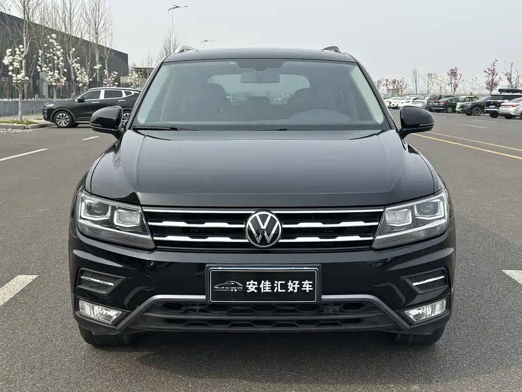 Volkswagen Tiguan L 2021 — фото 2