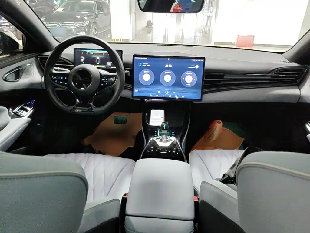 BYD Seal 2023 — фото 10