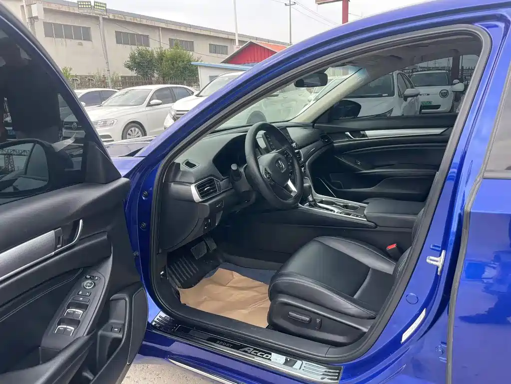 Honda Accord 2019 — фото 4