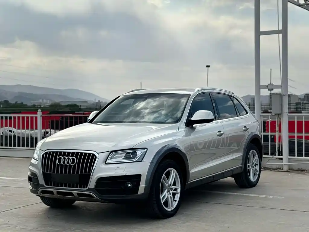 Audi Q5 2018 — фото 1