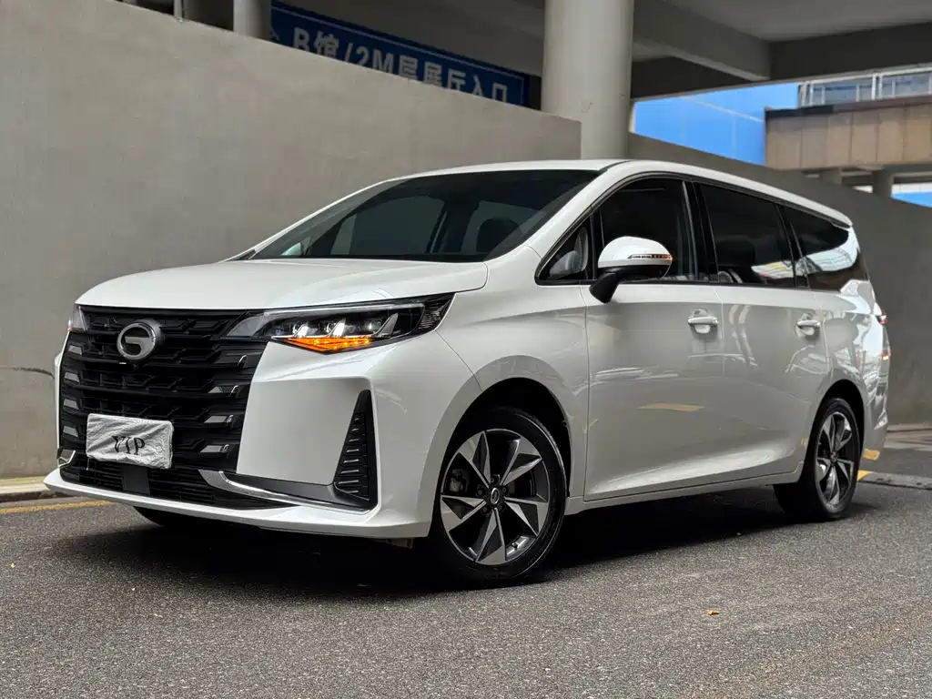 GAC Motor Trumpchi M6 2022 — фото 1
