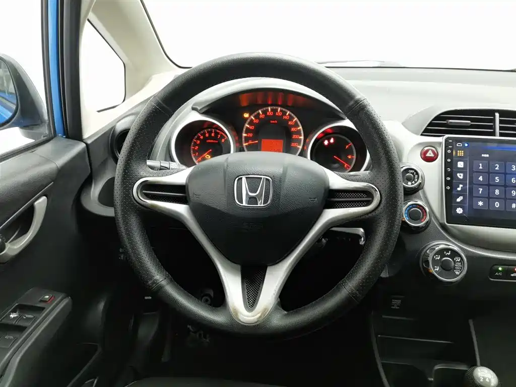Honda Fit 2013 — фото 11