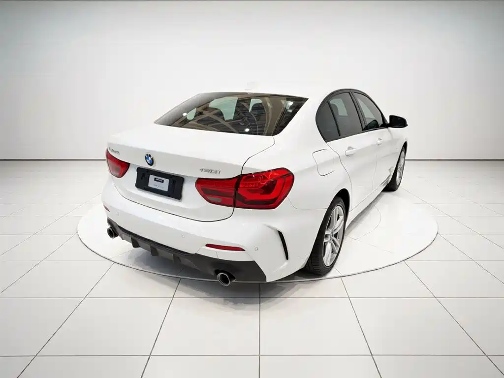 BMW 1 Series 2022