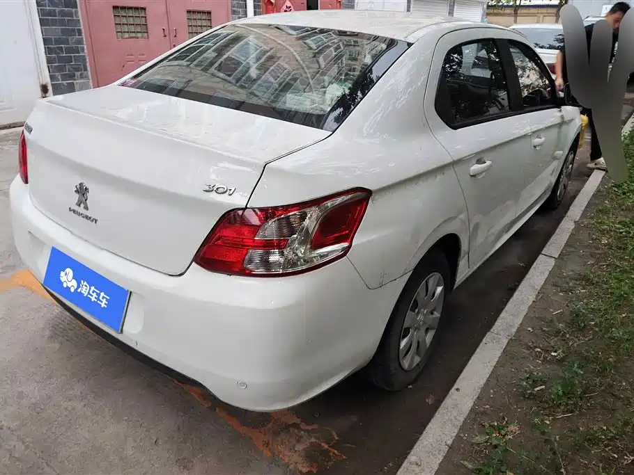 Peugeot 301 2016