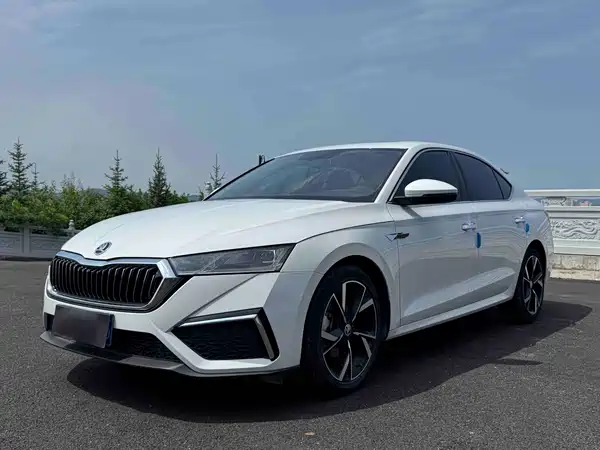 Skoda Octavia 2023