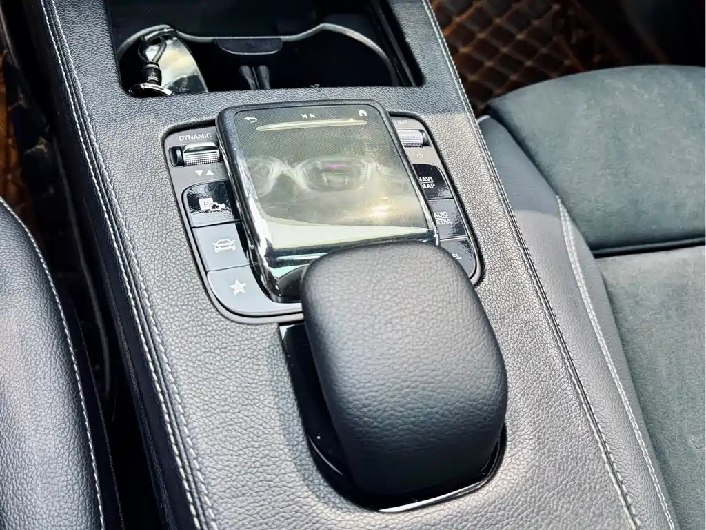 Mercedes-Benz A-Class 2023 — фото 11
