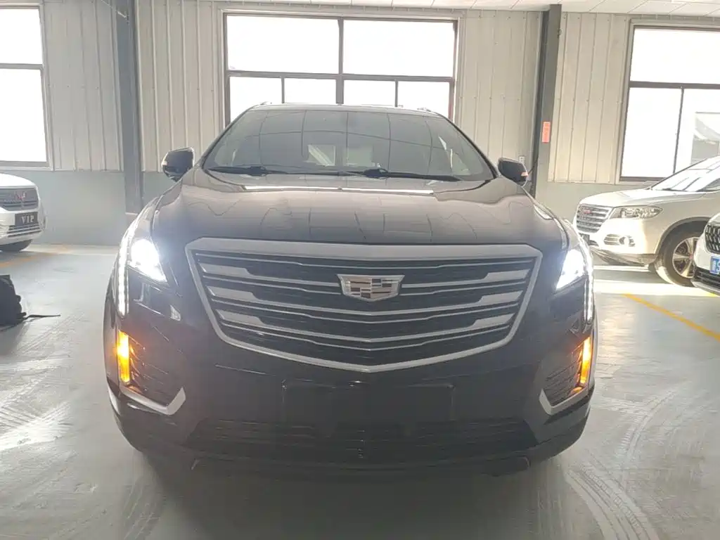 Cadillac XT5 2019 — фото 3